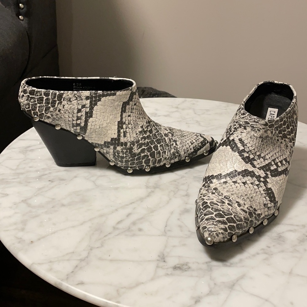 Cape Robbin Western ankle boot